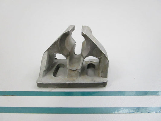 NEW OEM 30833 Mercury Quicksilver Bracket 0810