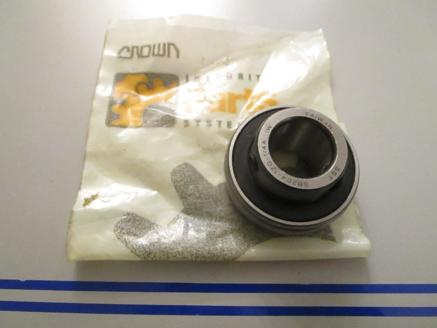 NEW OEM 065027 Crown Bearing 0720