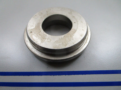 *NEW OEM* 0810 OMC Johnson Evinrude Thrust Bushing 127212 0127212