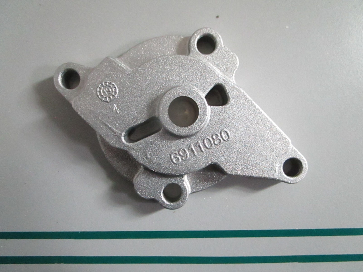 NEW OEM 420911080 Sea Doo Oil Pump Cover 0820