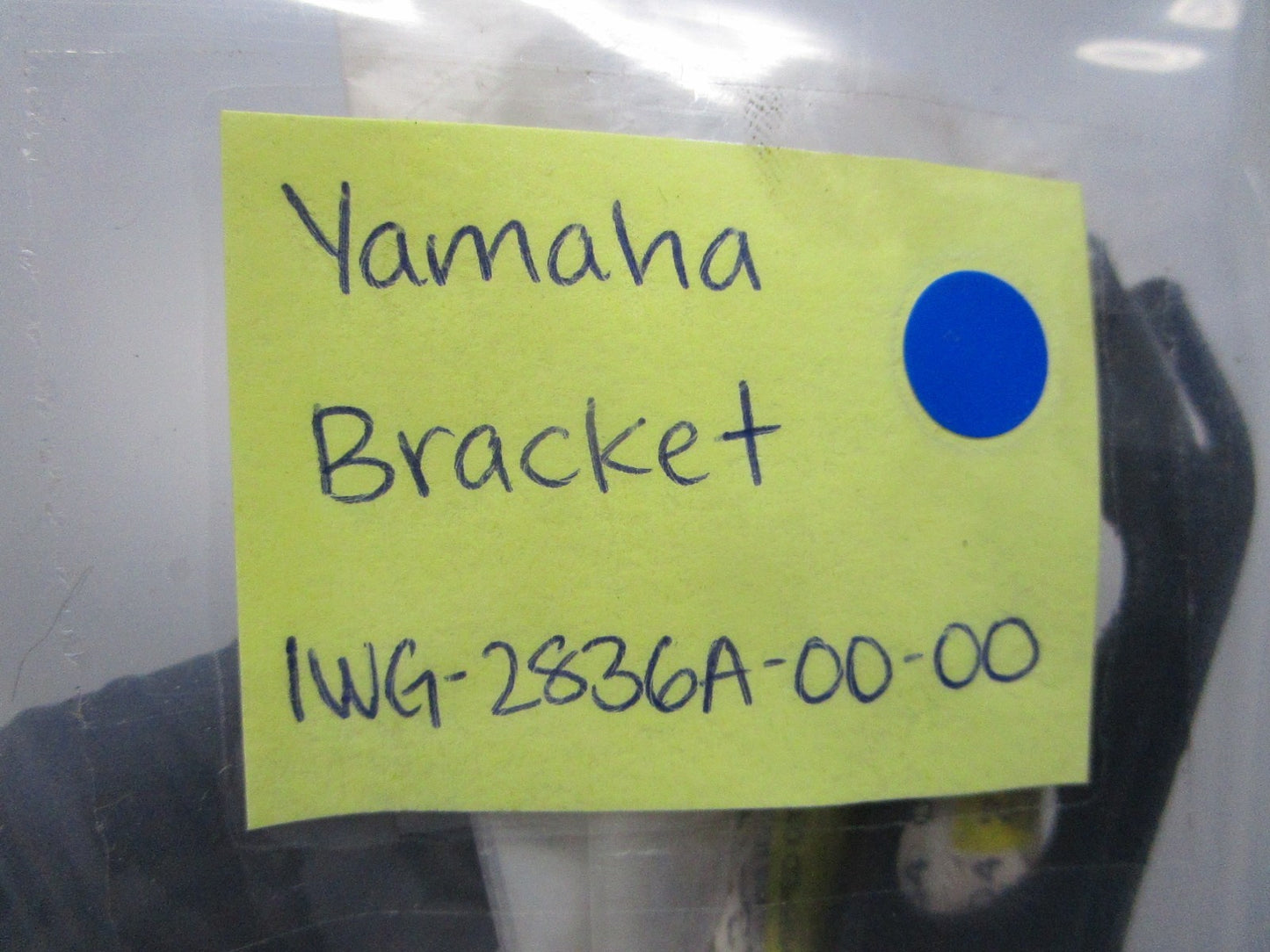 *NEW OEM* 0810 Yamaha Bracket 1WG-2836A-00-00