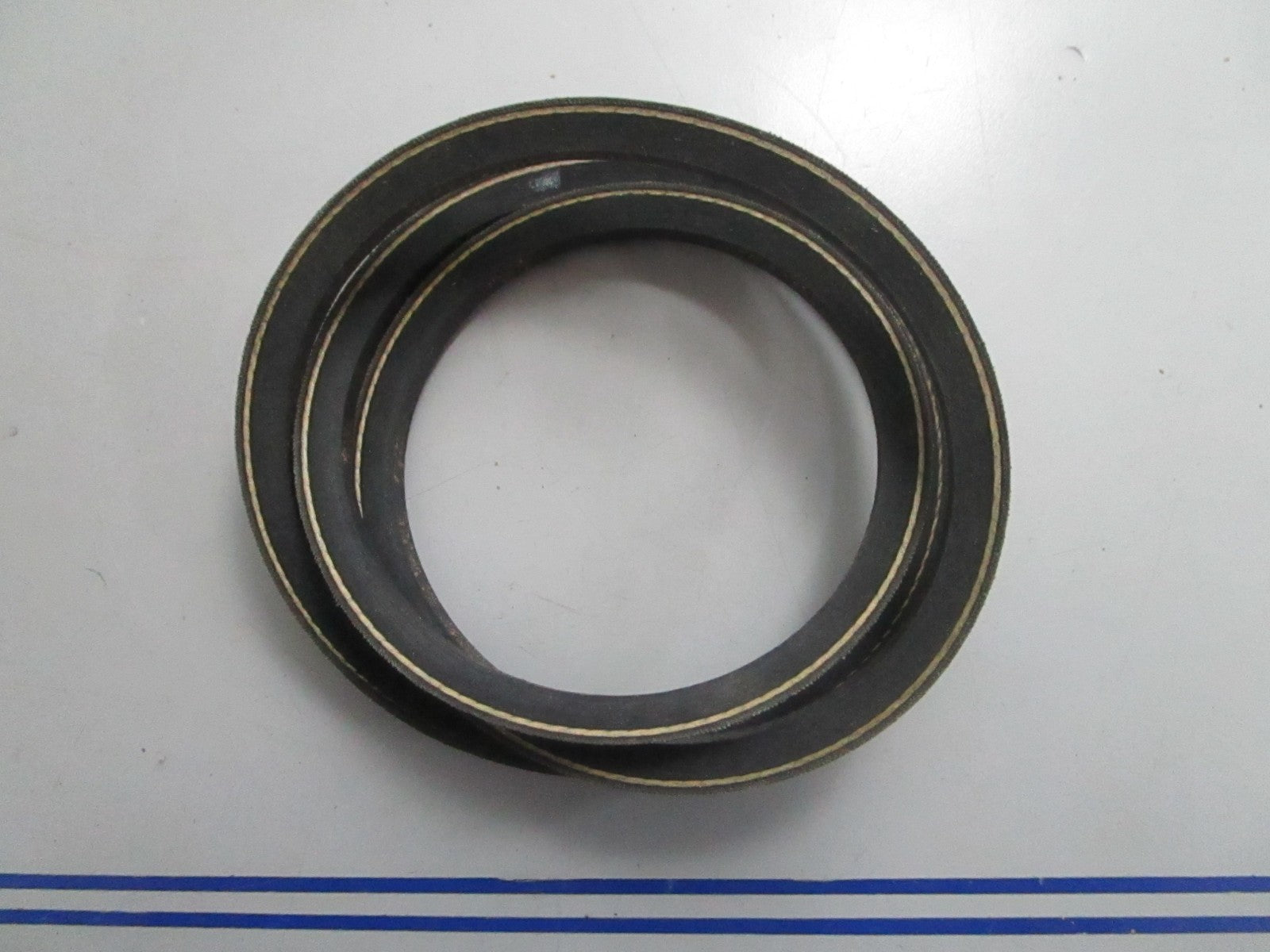 *NEW OEM* 0820 Volvo V-Belt 358313