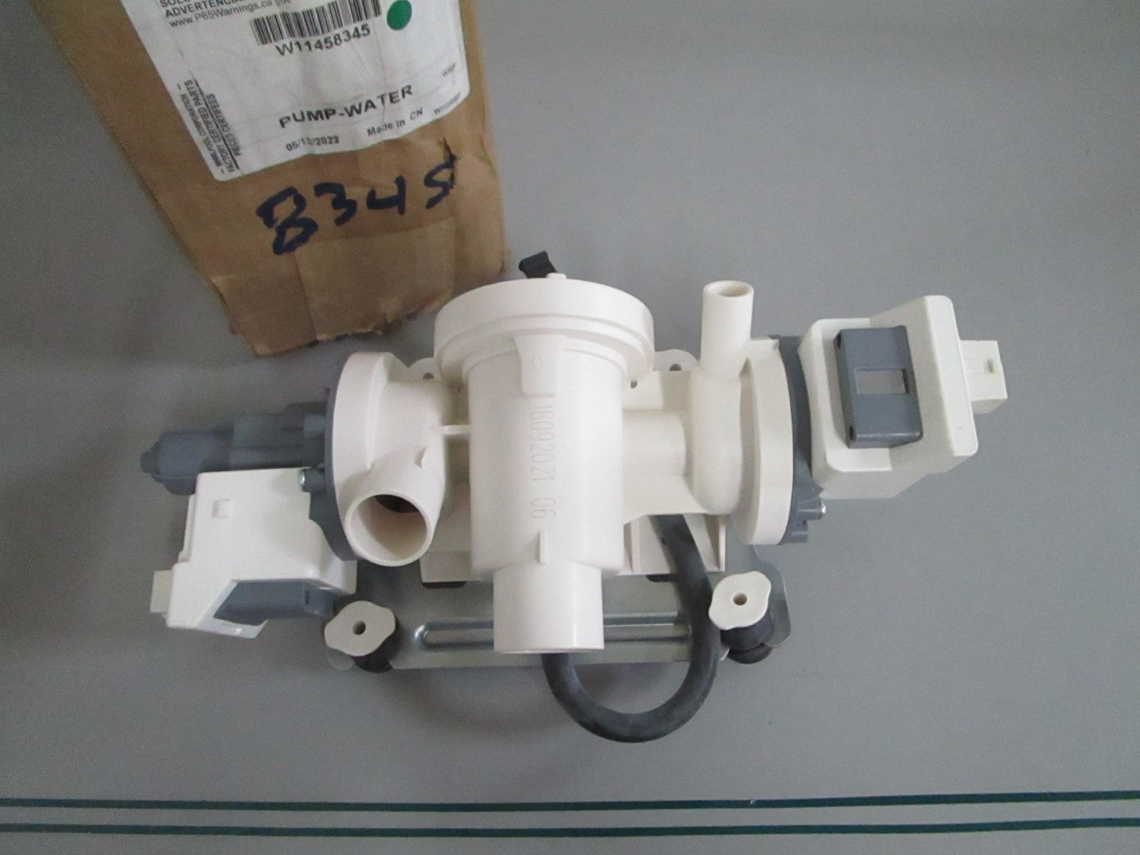Whirlpool NEW OEM Washer Water Pump W11458345 NOS Drain Pump Assembly 0820