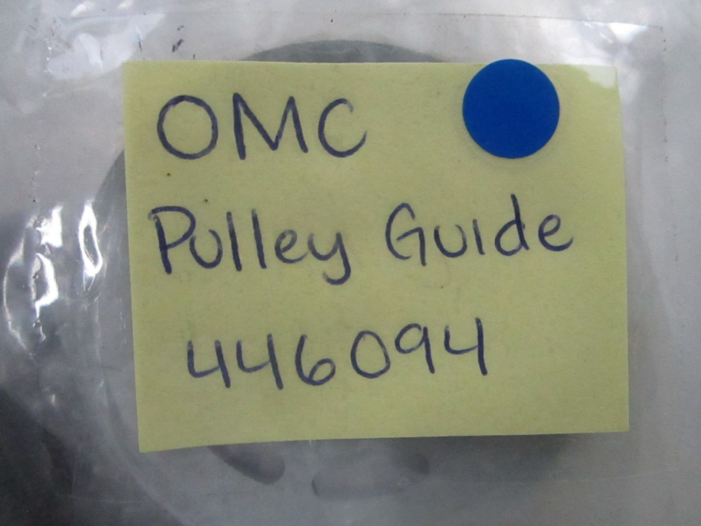 *NEW OEM* (LOT OF 2) 0810 OMC Johnson Evinrude Pulley Guide 446094 0446094