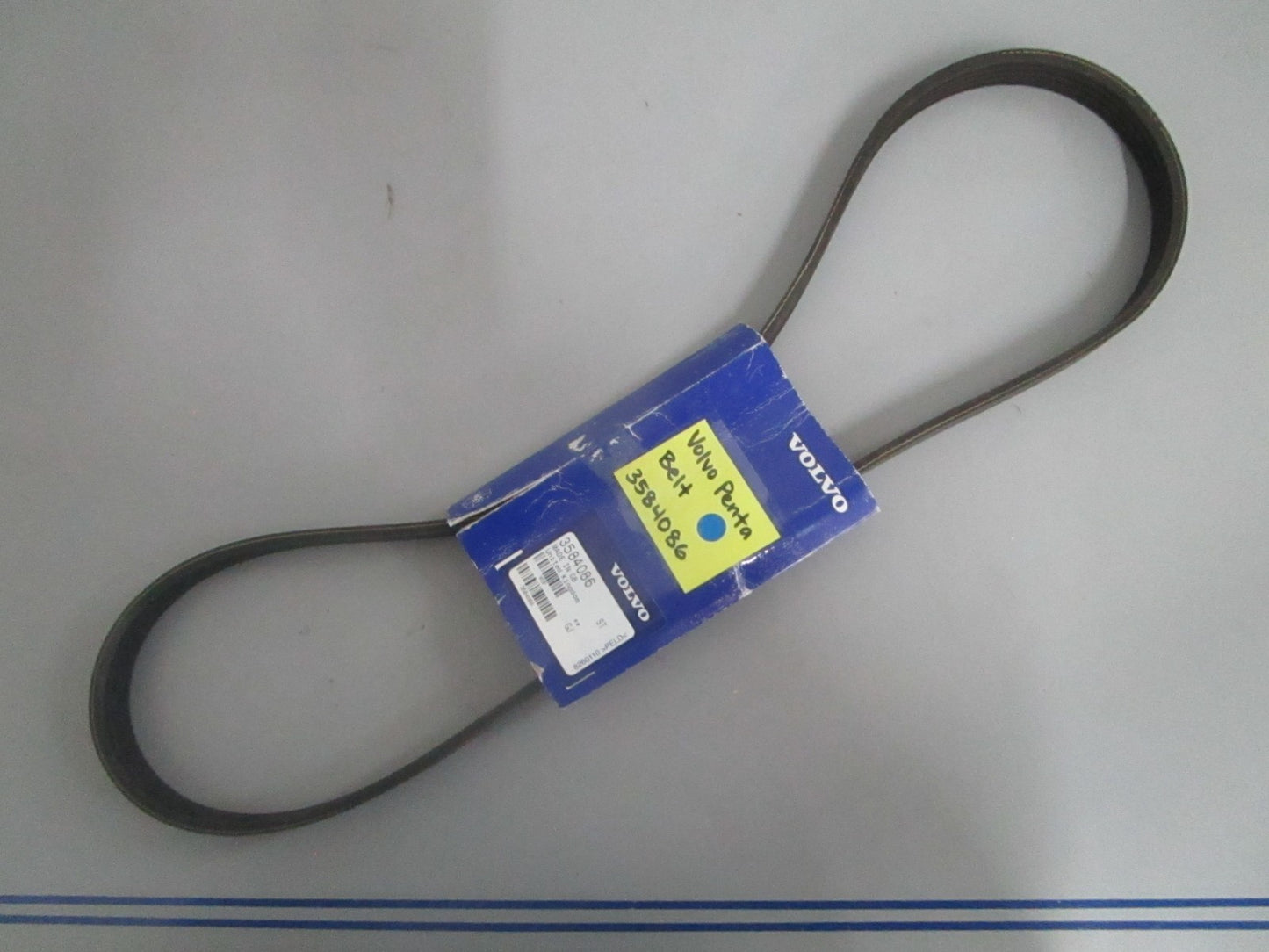 *NEW OEM* 0820 Volvo Penta Belt 3584086