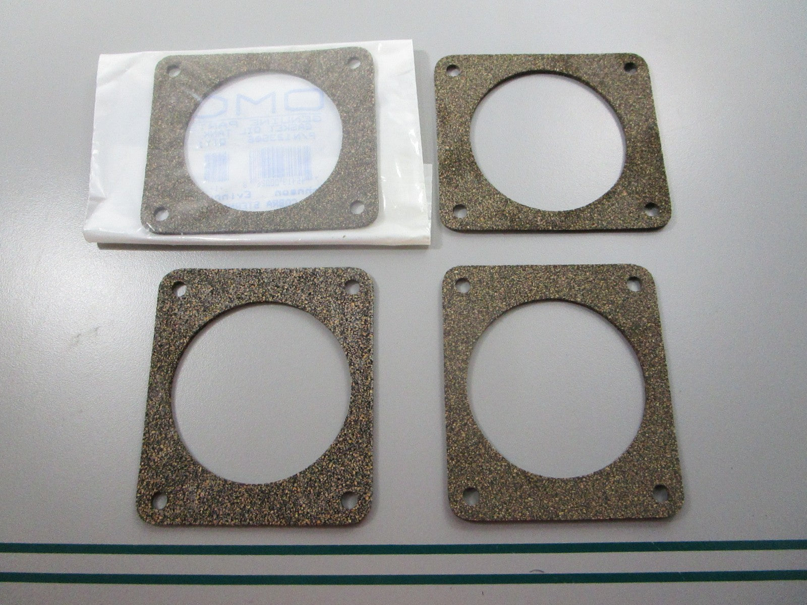 NEW OEM (LOT OF 4) 123906 0123906 OMC Johnson Evinrude Oil Tank Gasket 0810