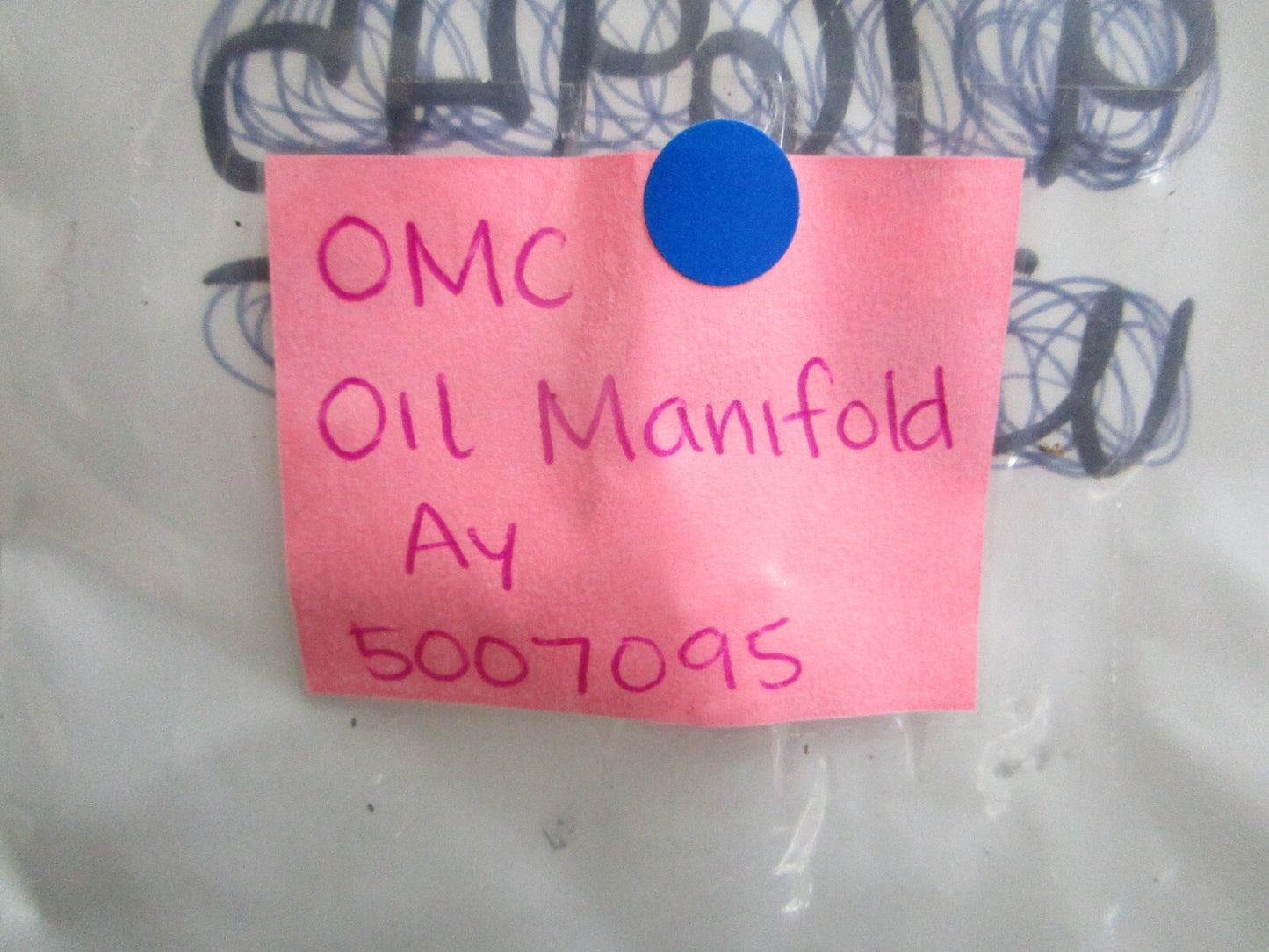 *NEW OEM* 0820 OMC Johnson Evinrude Oil Manifold Ay 5007095