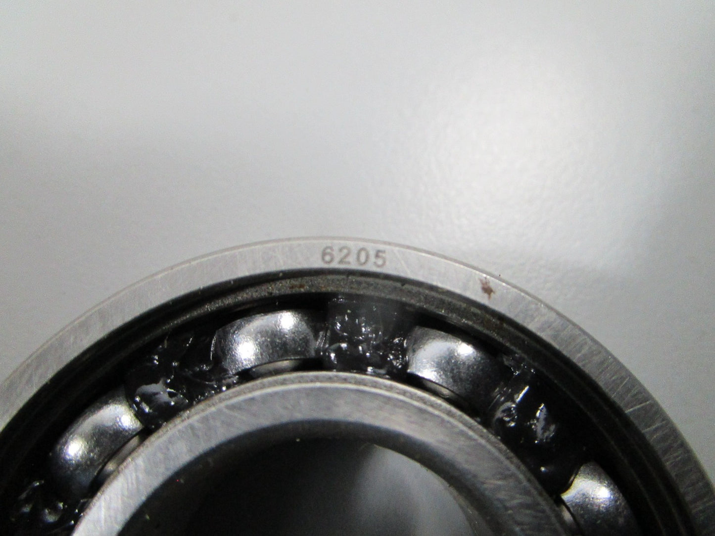 NEW OEM M169375 John Deere Ball Bearing 0810