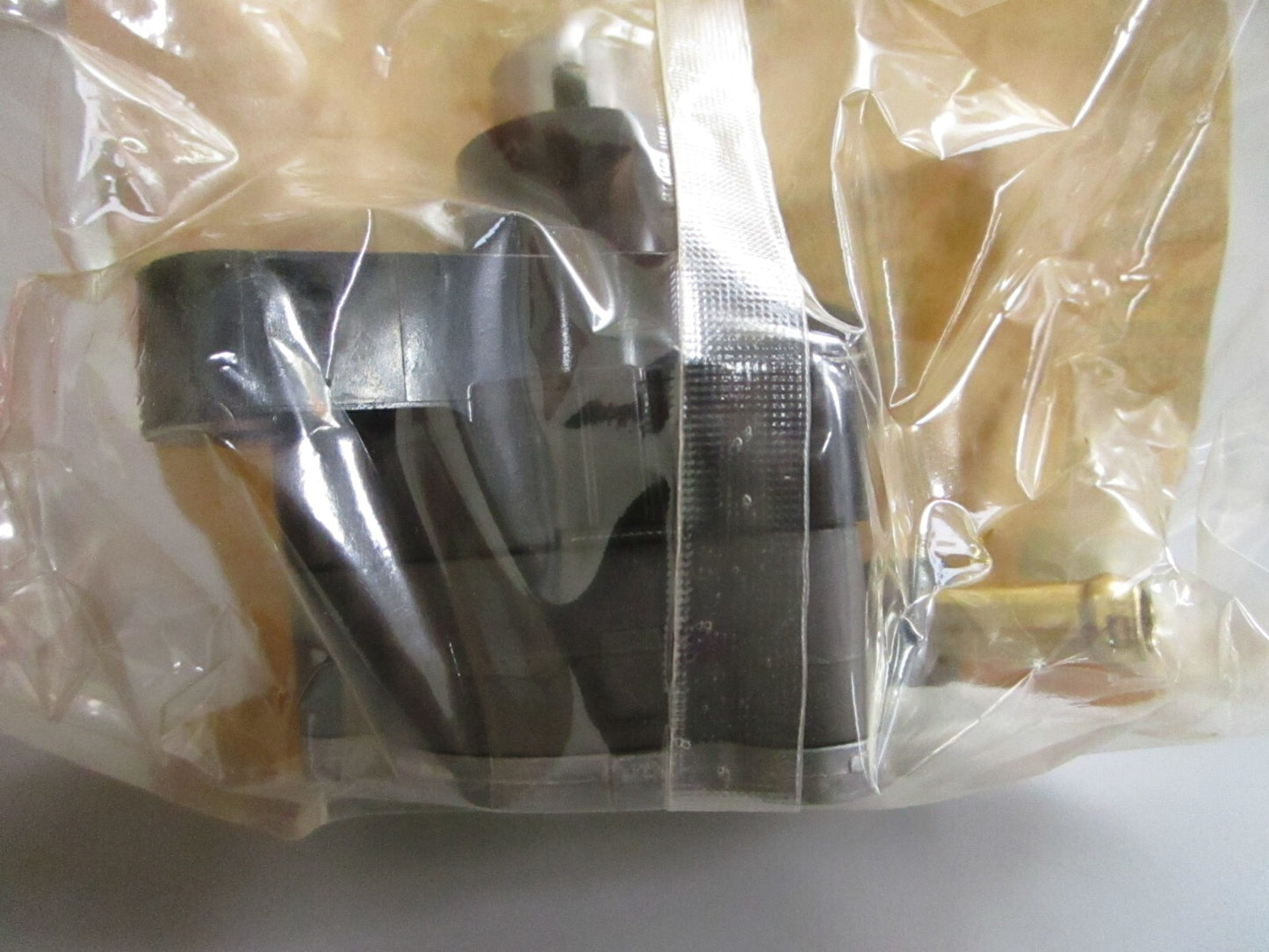 *NEW OEM* 0820 Yamaha Fuel Pump Assy 63P-24410-20-00