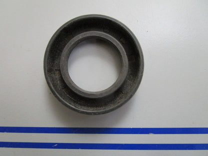 *NEW OEM* 0820 Volvo Penta Seal 833760
