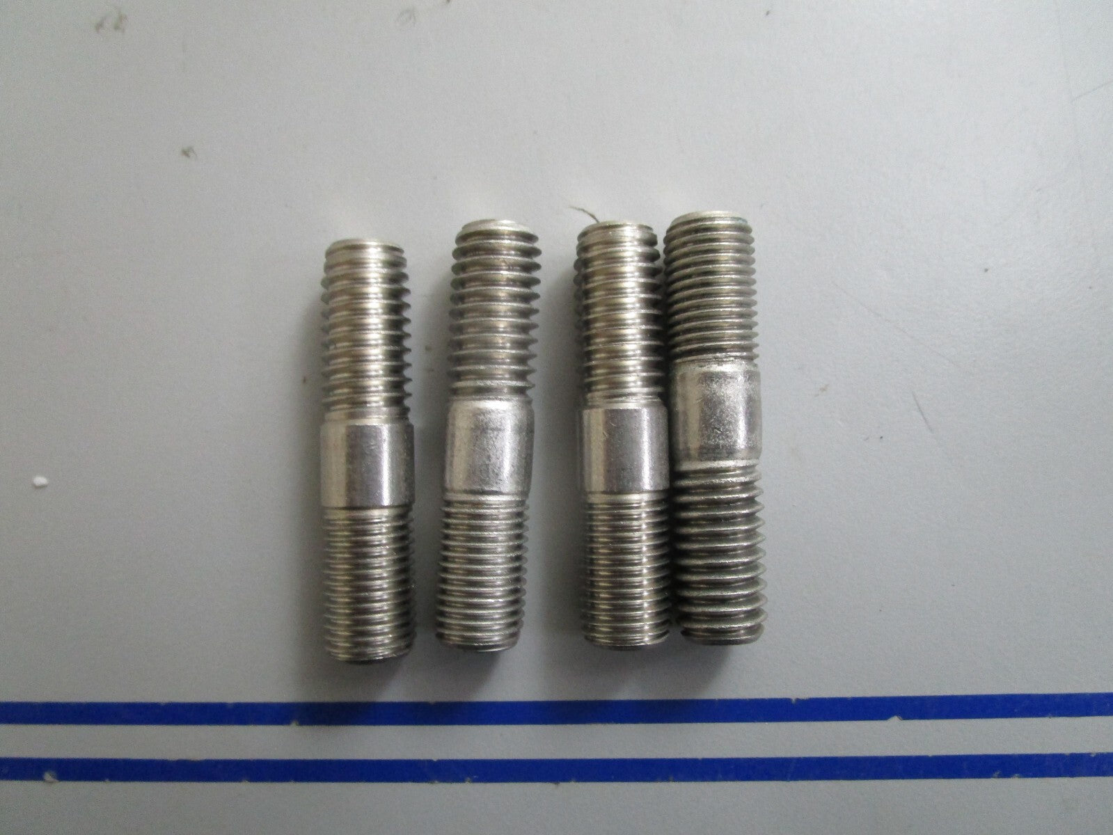 *NEW OEM* (LOT OF 4) 0770 Mercury Quicksilver Stud 16-56298