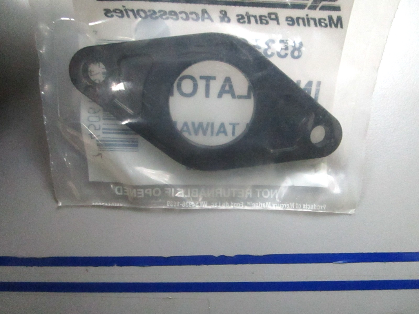 *NEW OEM* 0810 Mercury Quicksilver Insulator 853526001