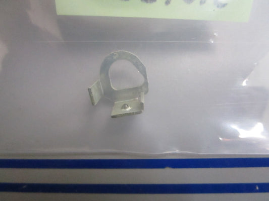 *NEW OEM* 0810 OMC Johnson Evinrude Oiler Clip 510188 0510188