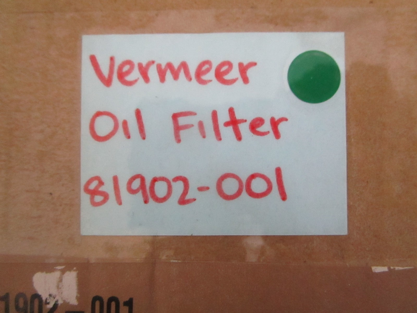 NEW OEM 81902-001 Vermeer Oil Filter 0820