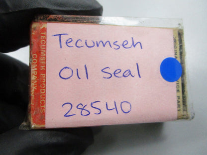 NEW OEM 28540 Tecumseh Oil Seal 0810