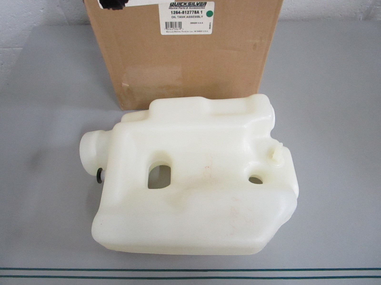 NEW OEM 1264-812778A1 Mercury Quicksilver Oil Tank Assy 0820