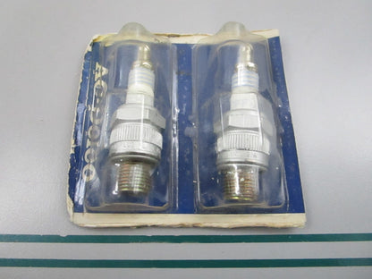NEW OEM (LOT OF 2) VB40FEM AC Delco Spark Plug 0810