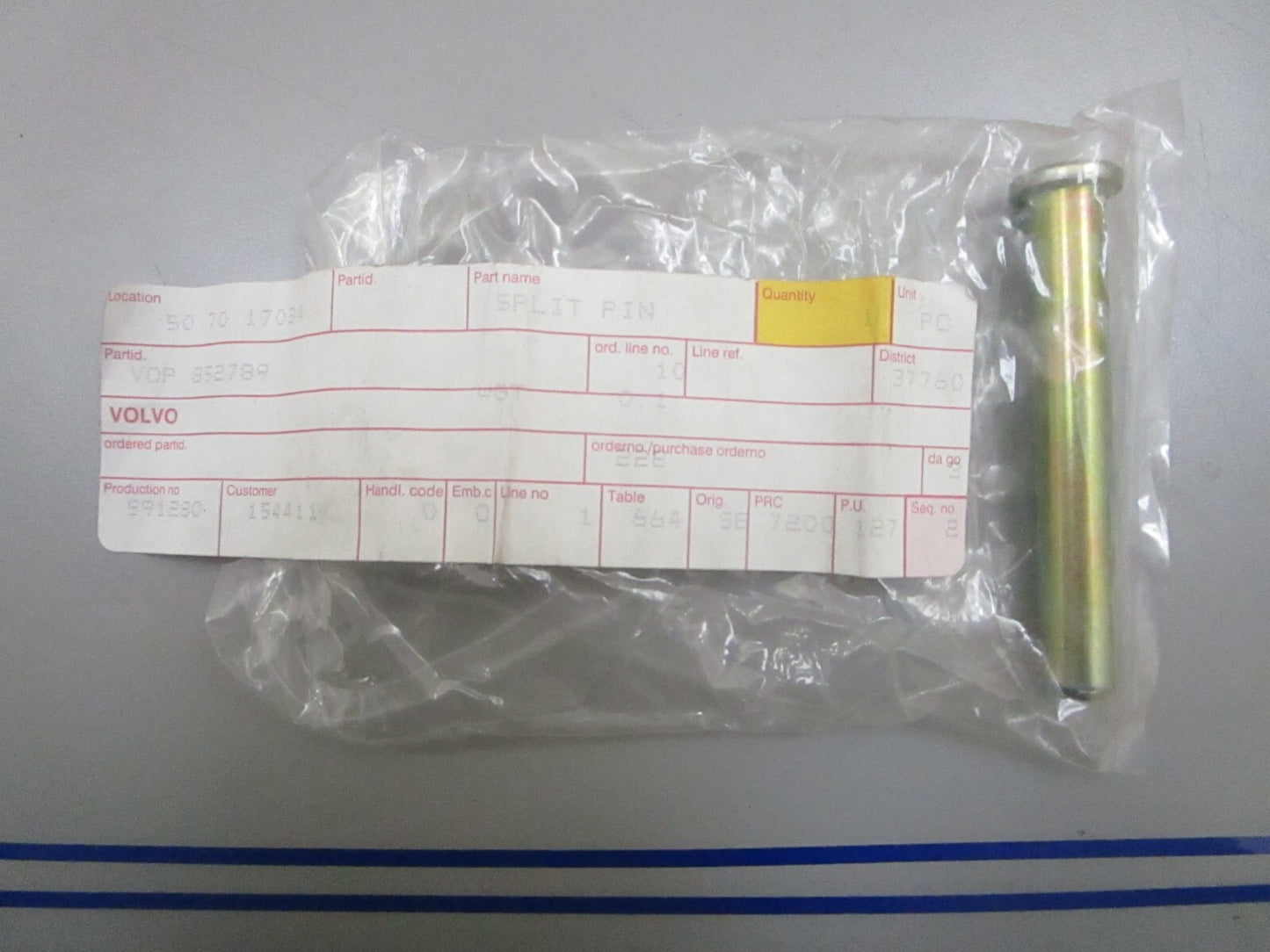 *NEW OEM* 0810 Volvo Penta Clevis Pin 852789