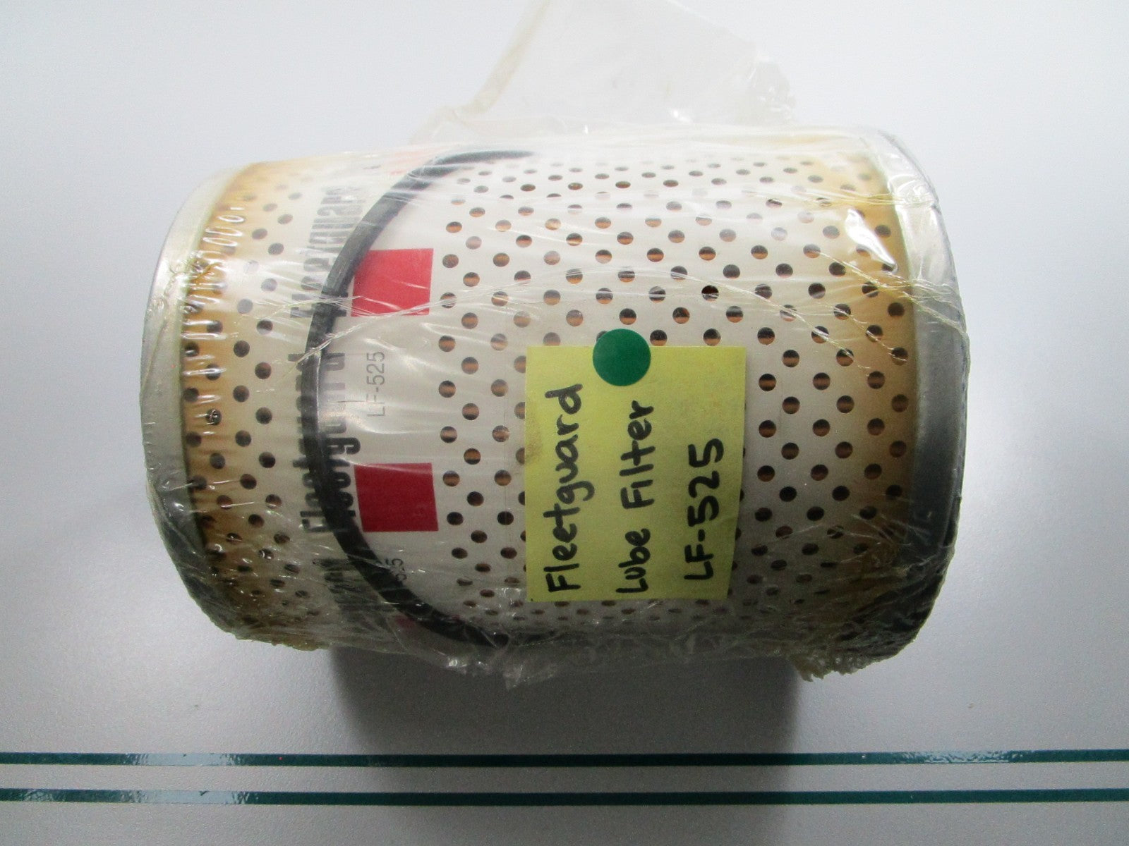 NEW OEM LF-525 Fleetguard Lube Filter 0810