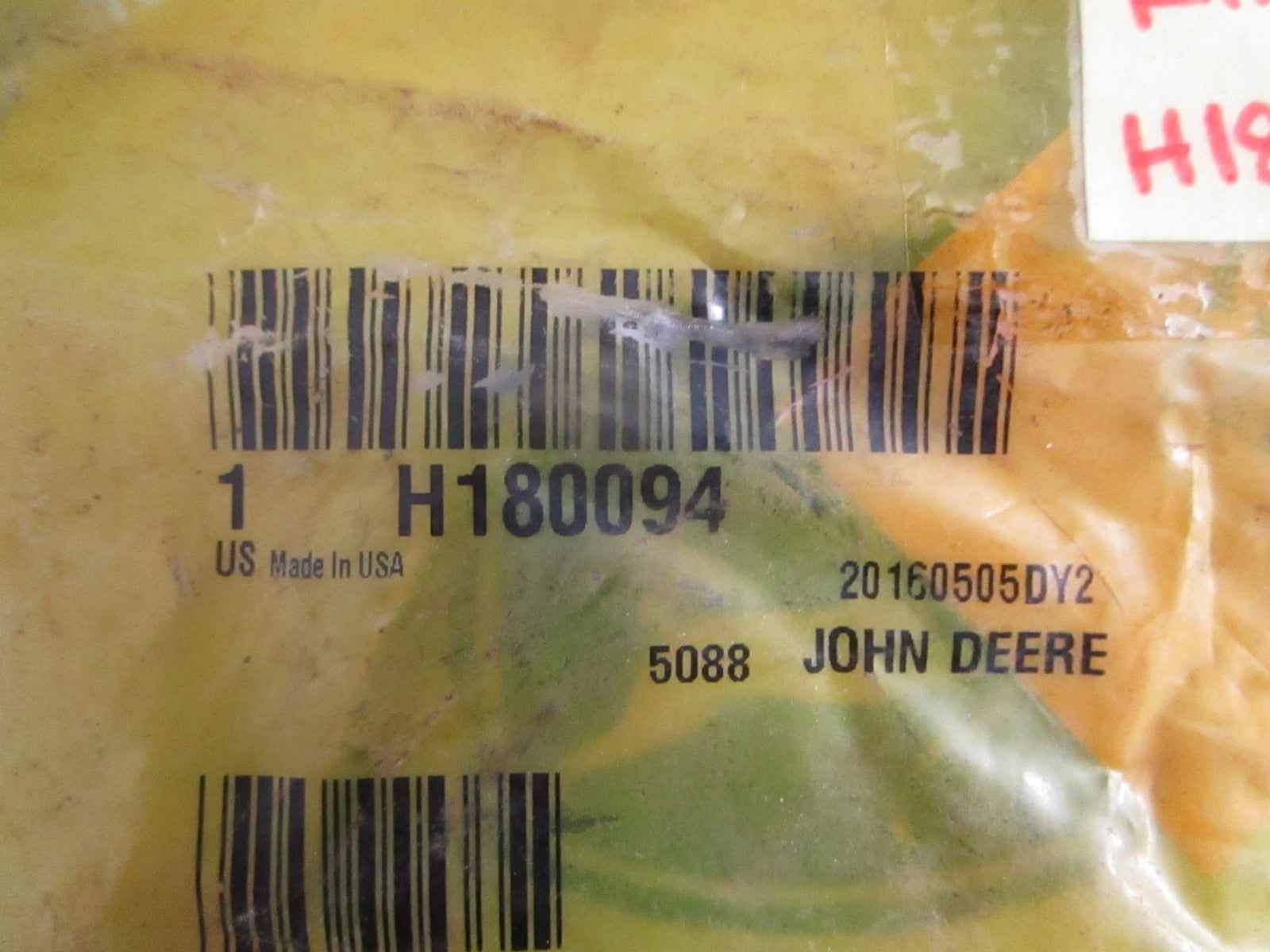 NEW OEM H180094 John Deere Ring 0820