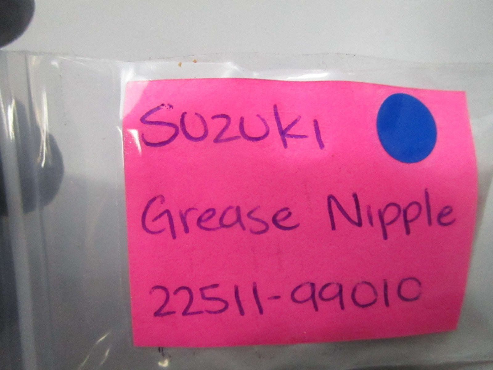 *NEW OEM* 0810 Suzuki Grease Nipple 22511-99010