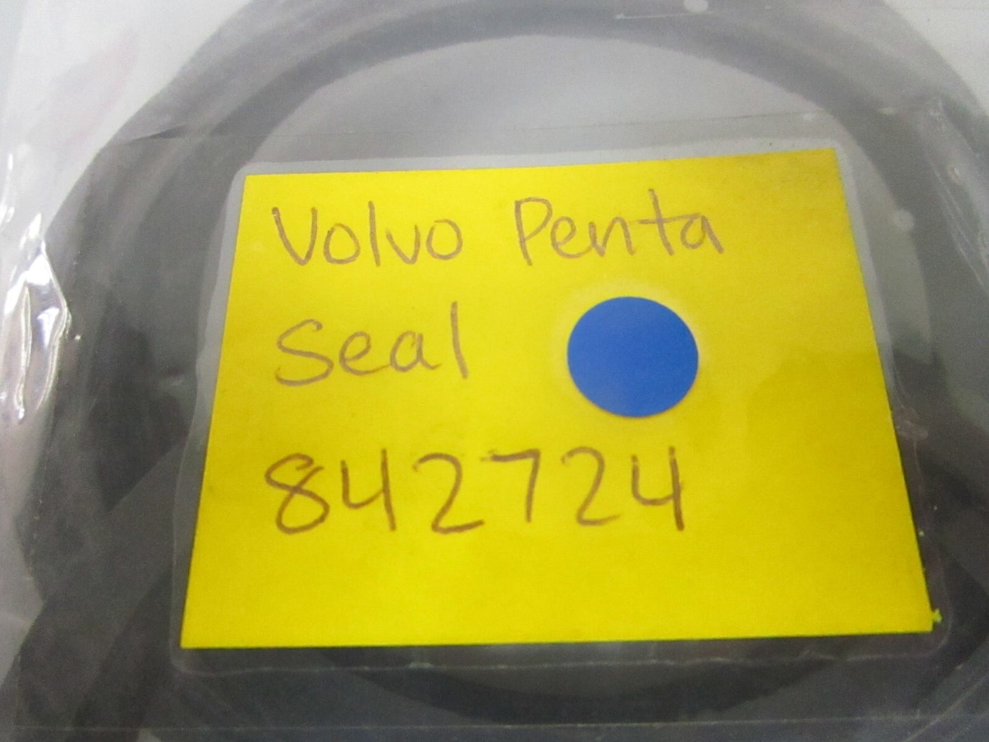 *NEW OEM* 0810 Volvo Penta Seal 842724