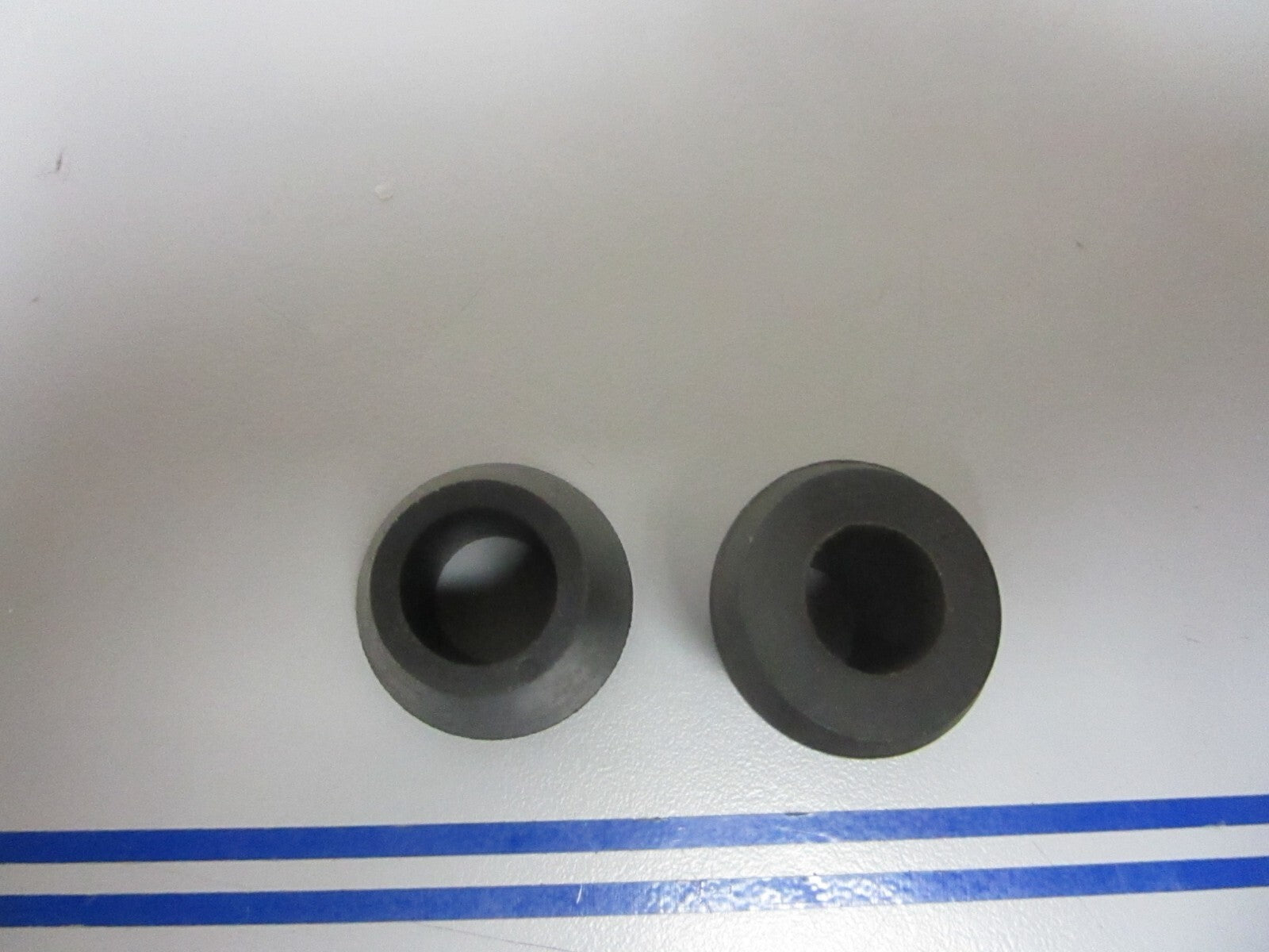 *NEW OEM* (LOT OF 2) 0810 Mercury Quicksilver Bushing 23-35278