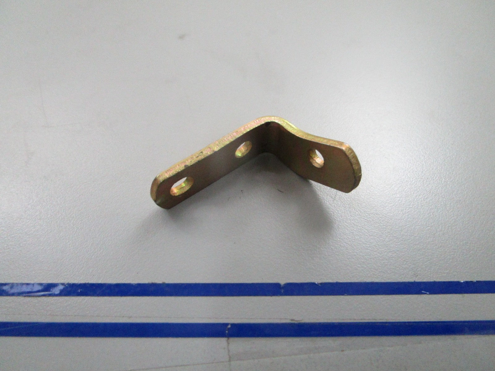 *NEW OEM* 0810 OMC Johnson Evinrude Cover Lever 320931 0320931