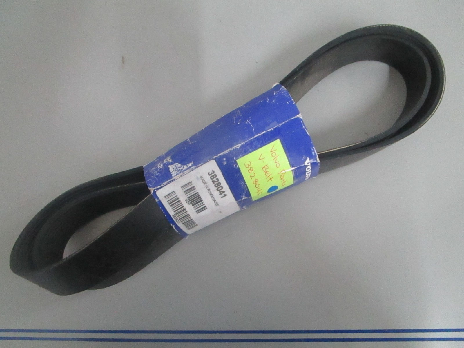 *NEW OEM* 0820 Volvo Penta V-Belt 3828041
