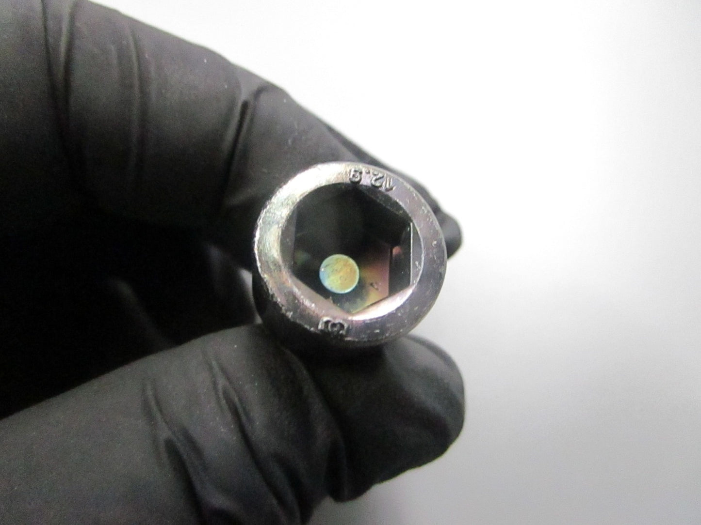 *NEW OEM* 0810 Crown Screw 060115-022