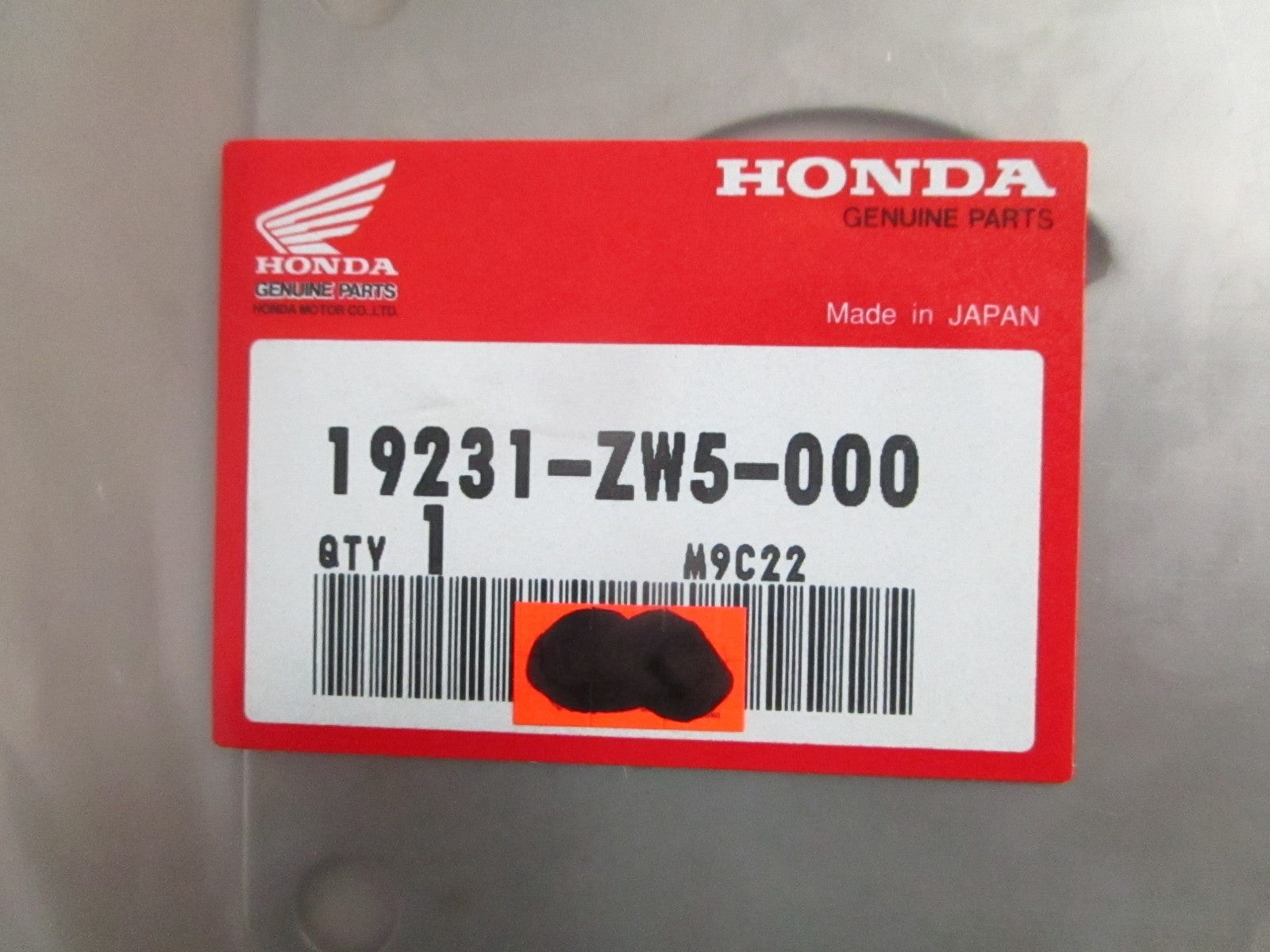 NEW OEM 19231-ZW5-000 Honda Water Pump Plate 0820