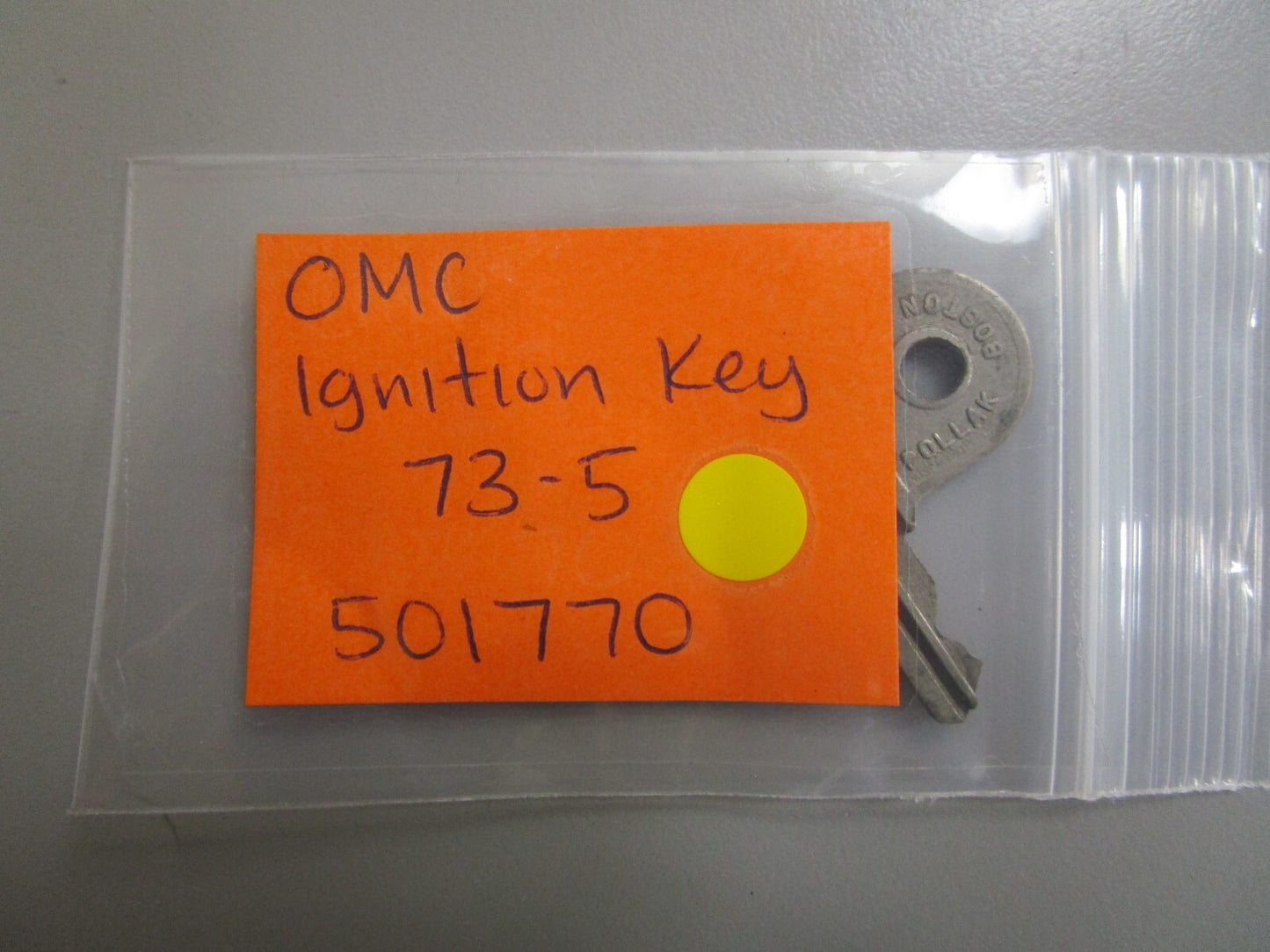 *NEW OEM* 0810 OMC Johnson Evinrude Ignition Key 73-5 501770 0501770