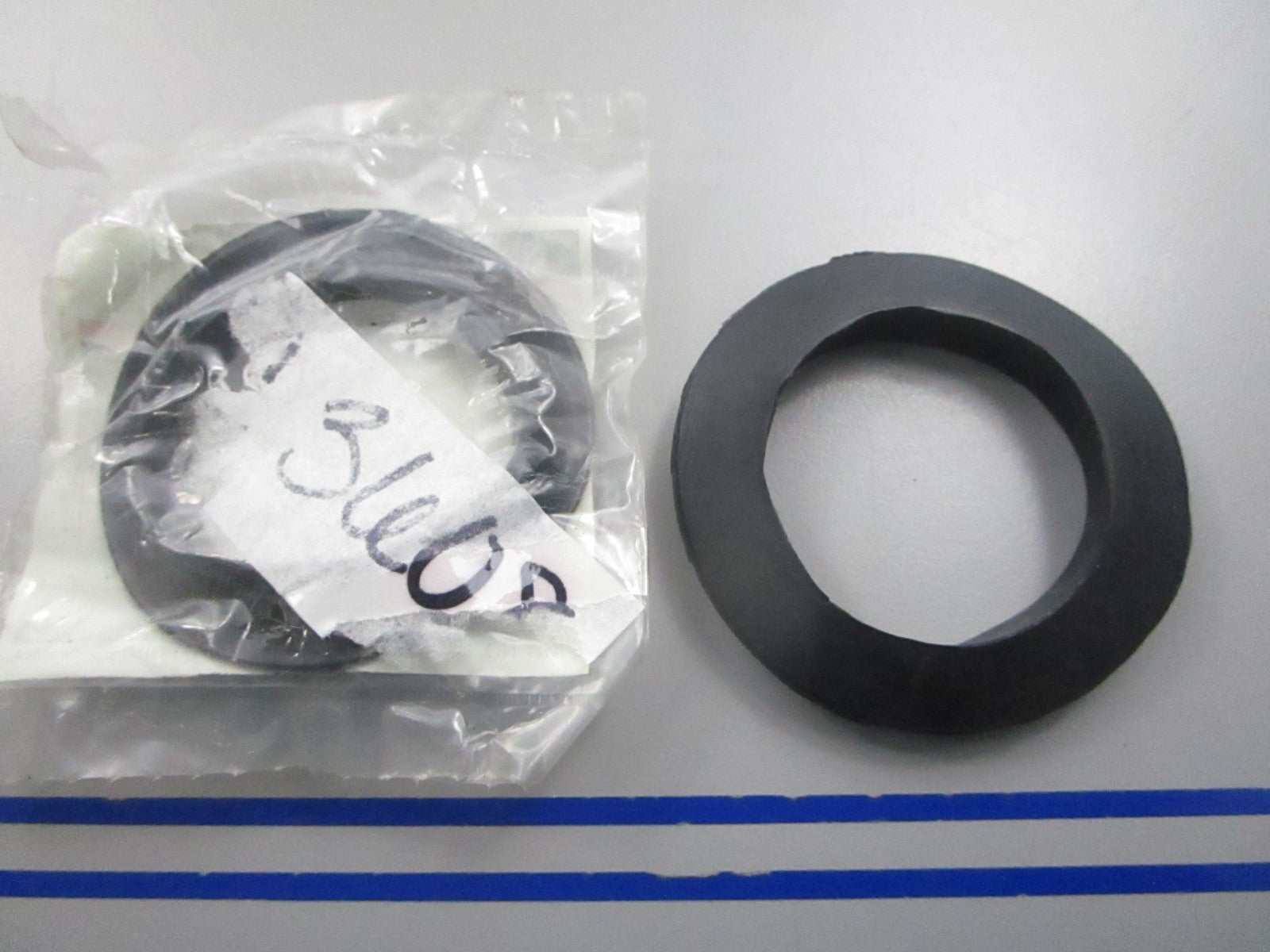 NEW OEM (LOT OF 2) 25-80364M Mercury Quicksilver O-Ring 0810