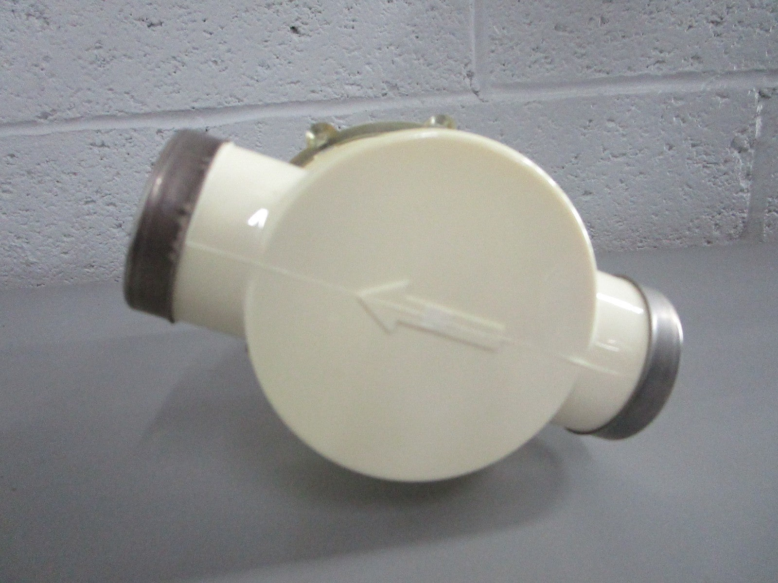 NEW OEM 437598 0437598 OMC Johnson Evinrude Strainer Kit Assy 0820