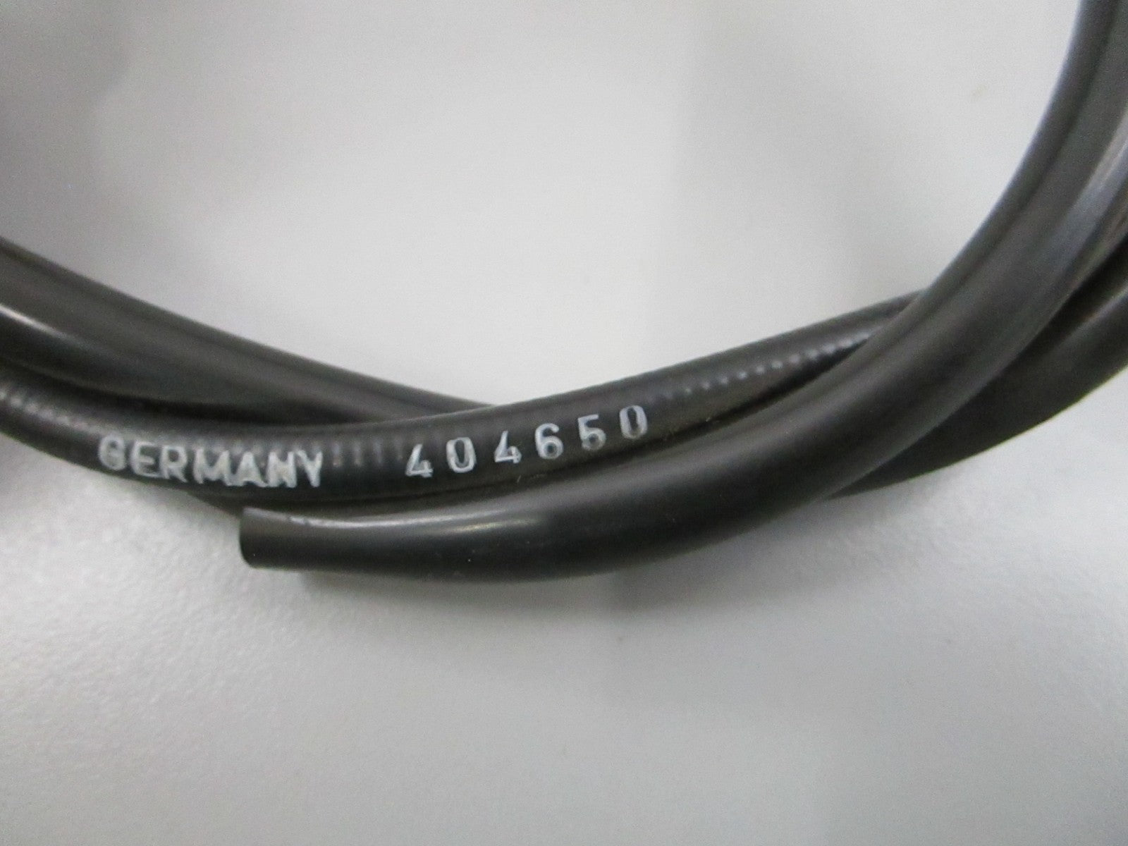 NEW OEM 1233001432 Mercedes-Benz Idle Control Cable 0810