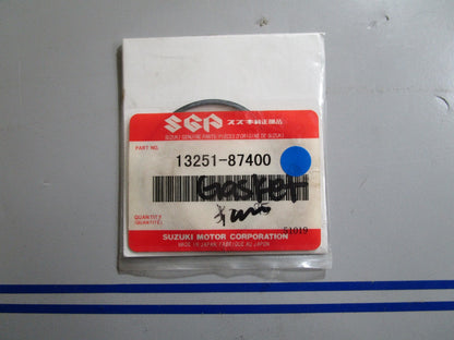 *NEW OEM* 0810 Suzuki Gasket 13251-87400