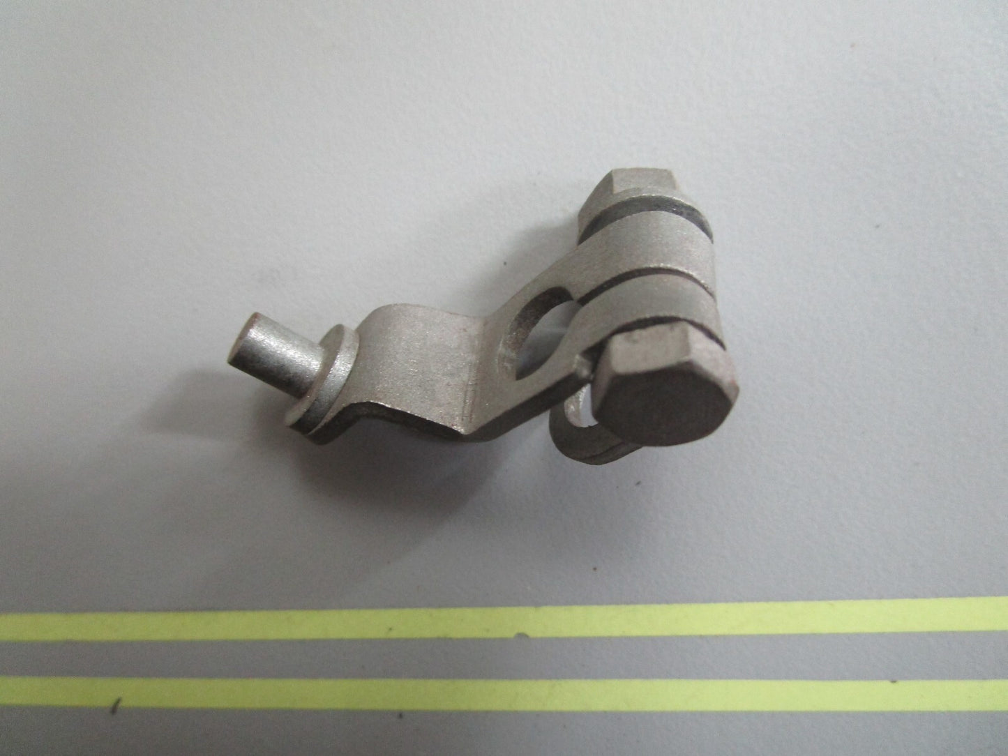 *NEW OEM* 0810 Volvo Penta Lever 668559