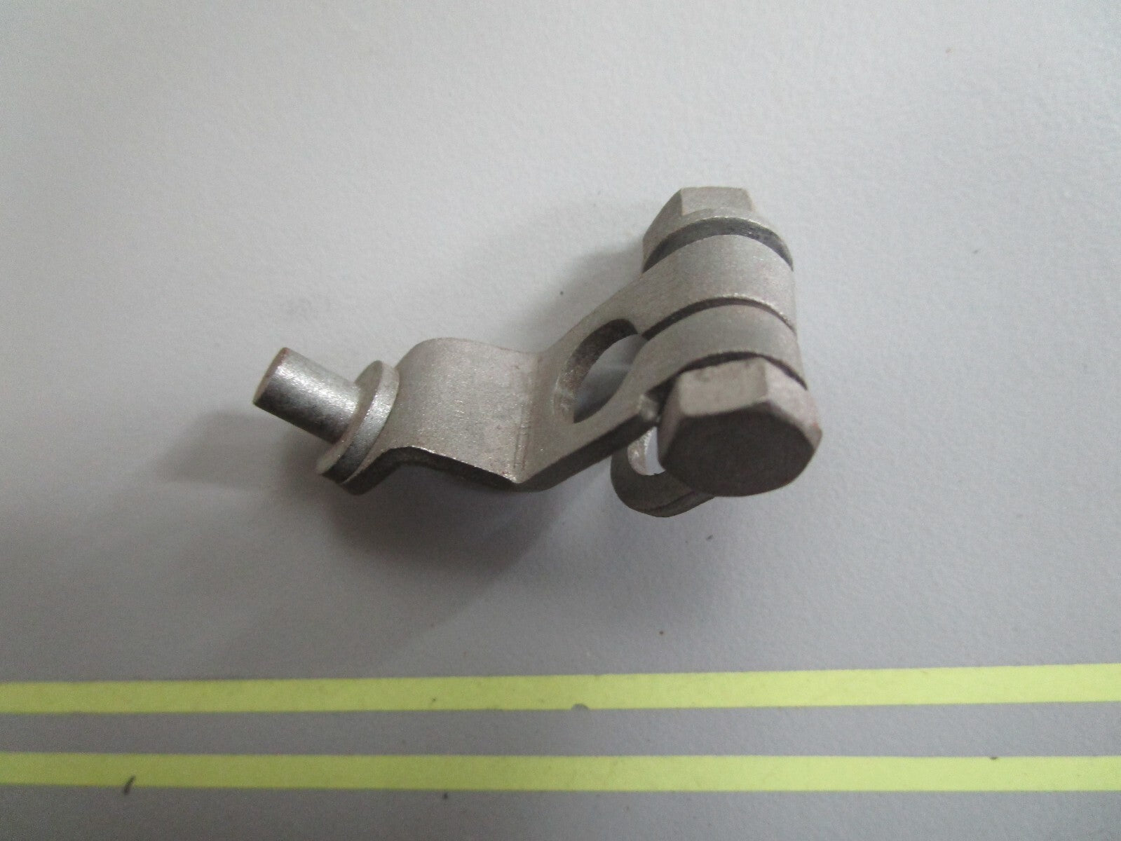 *NEW OEM* 0810 Volvo Penta Lever 668559