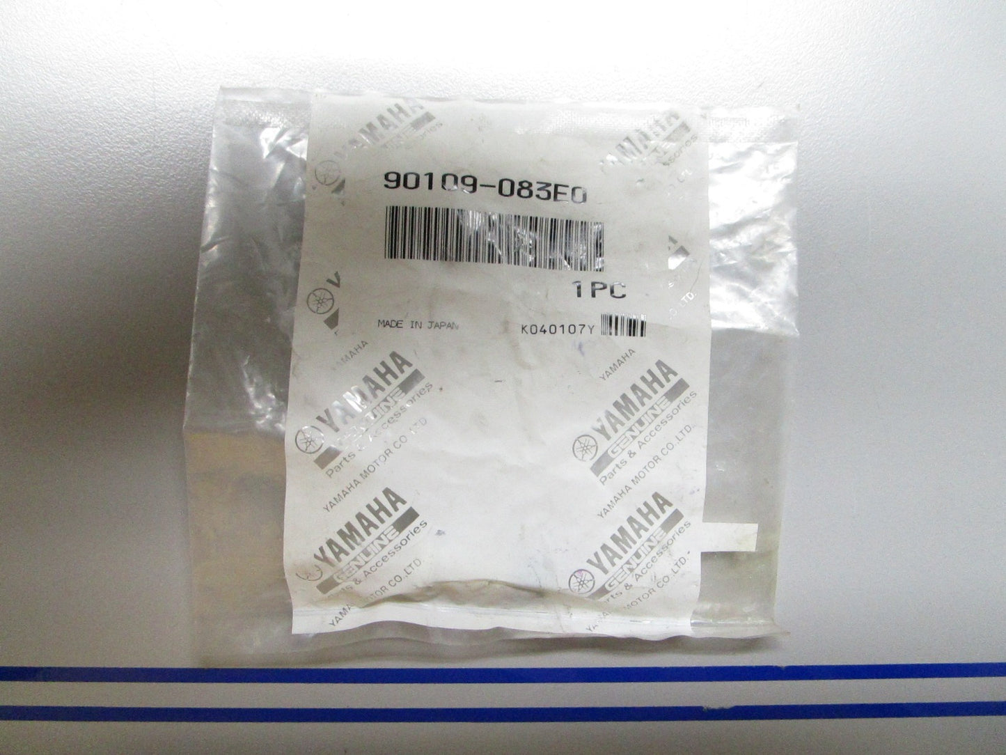 *NEW OEM* 0810 Yamaha Bolt 90109-083E0