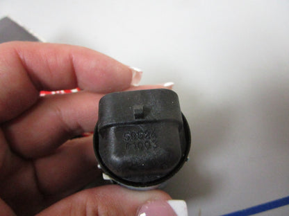 *NEW* 0820 Delphi Idle Air Control Valve 59524 817254 17112027