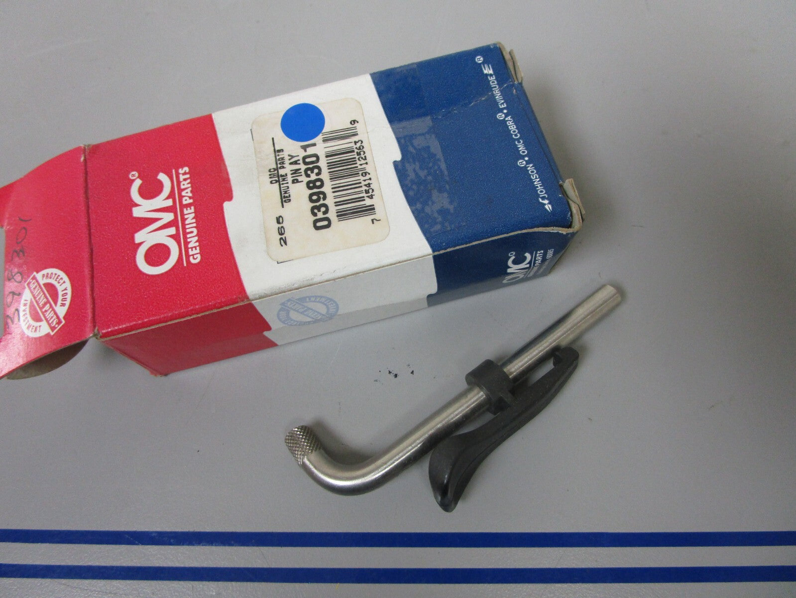 *NEW OEM* 0810 OMC Johnson Evinrude Pin Assembly 398301 0398301