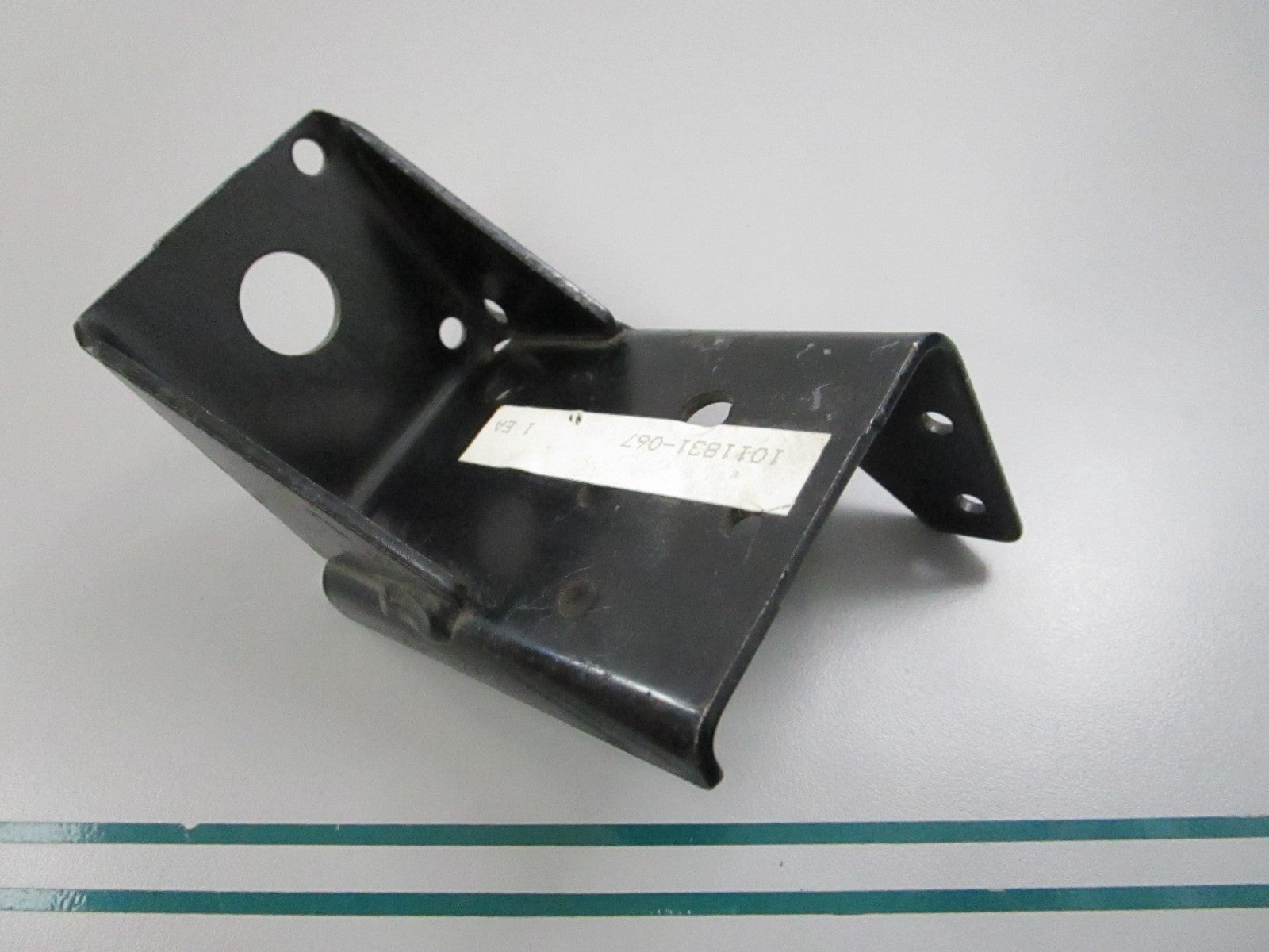 NEW OEM 1011831-067 Polaris Support 0810