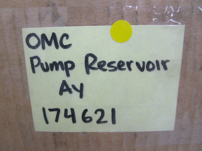 *NEW OEM* 0820 OMC Johnson Evinrude Pump Reservoir Ay 174621 0174621