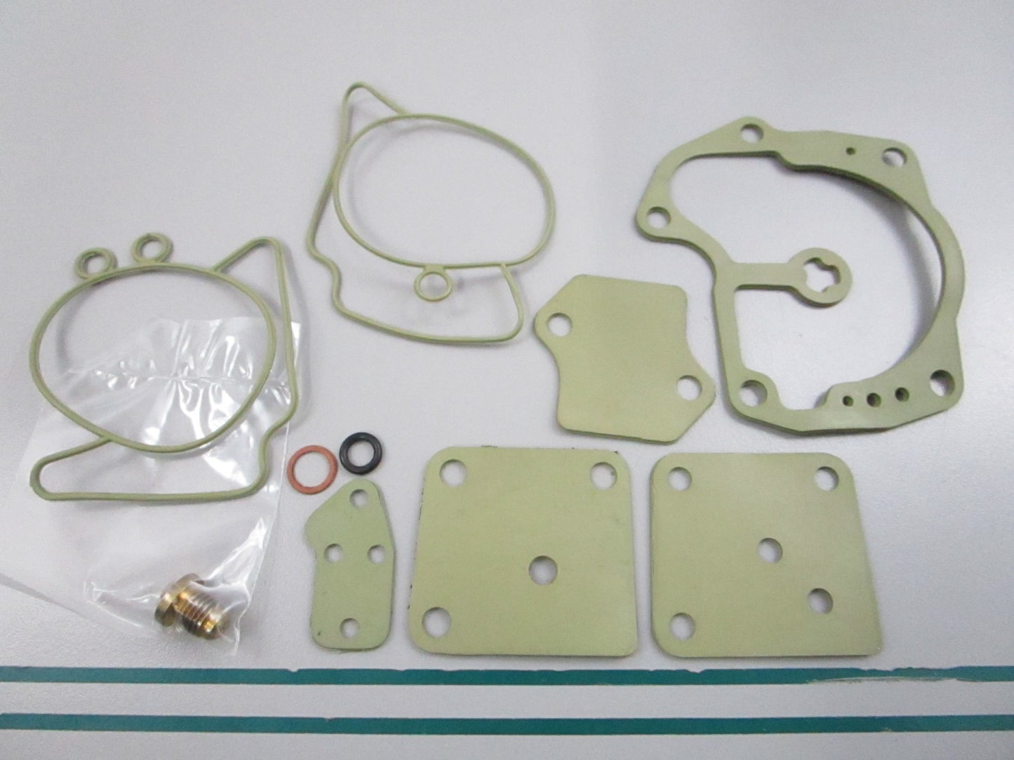 NEW 18-7248 Replaces: 437327 Sierra Carburetor Kit 0810