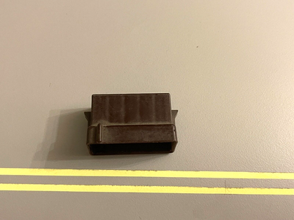 *NEW OEM* 0750 OMC Johnson Evinrude HOUSING CONNECTOR 311472 0311472