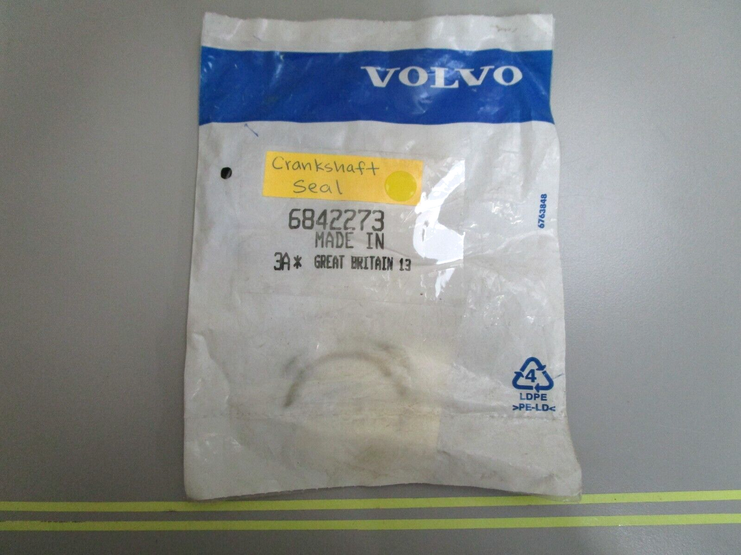 *NEW OEM* 0810 Volvo Penta Crankshaft Seal 6842273