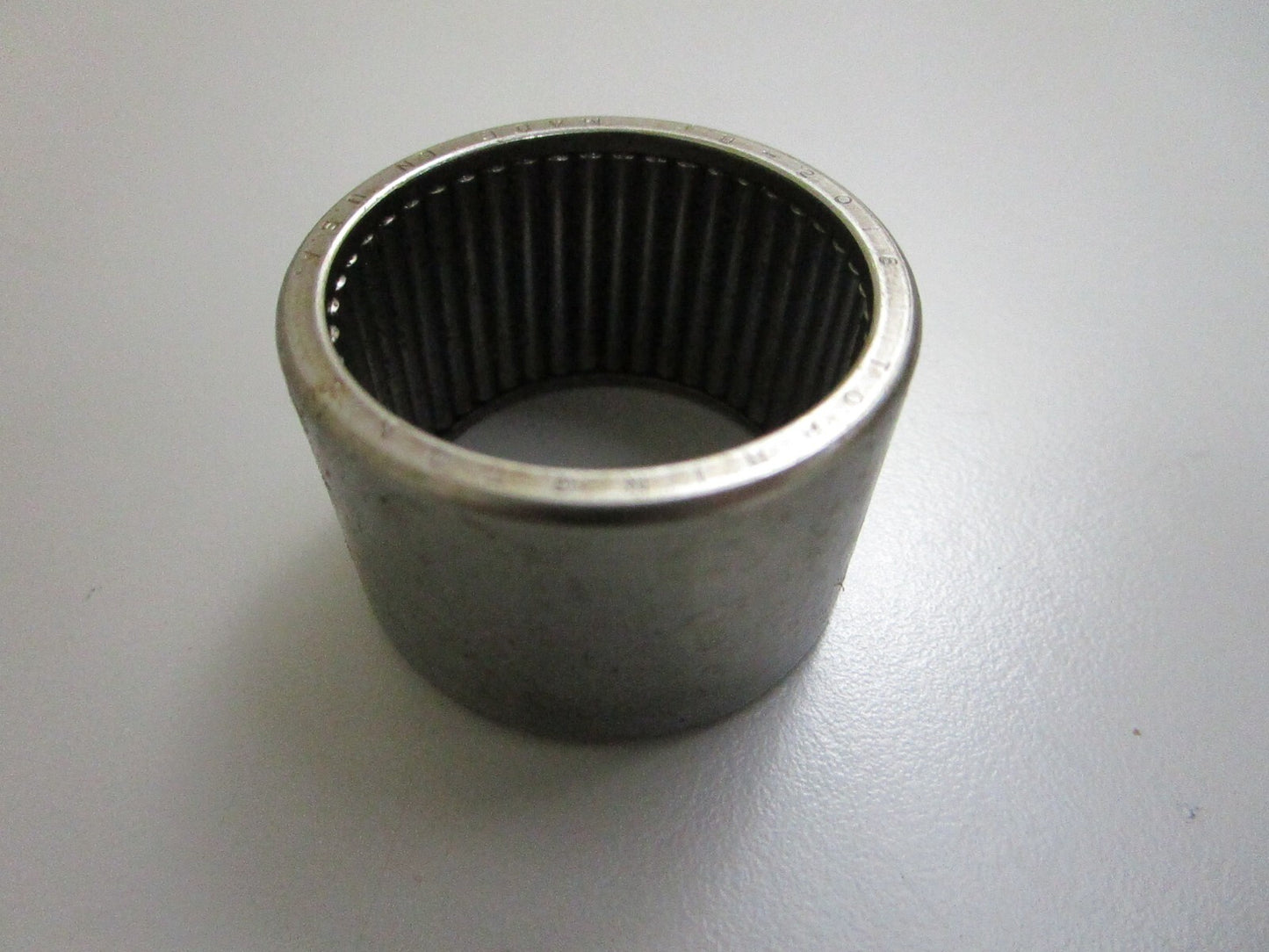 *NEW OEM* 0810 Mercury Quicksilver Roller Bearing 31-29610