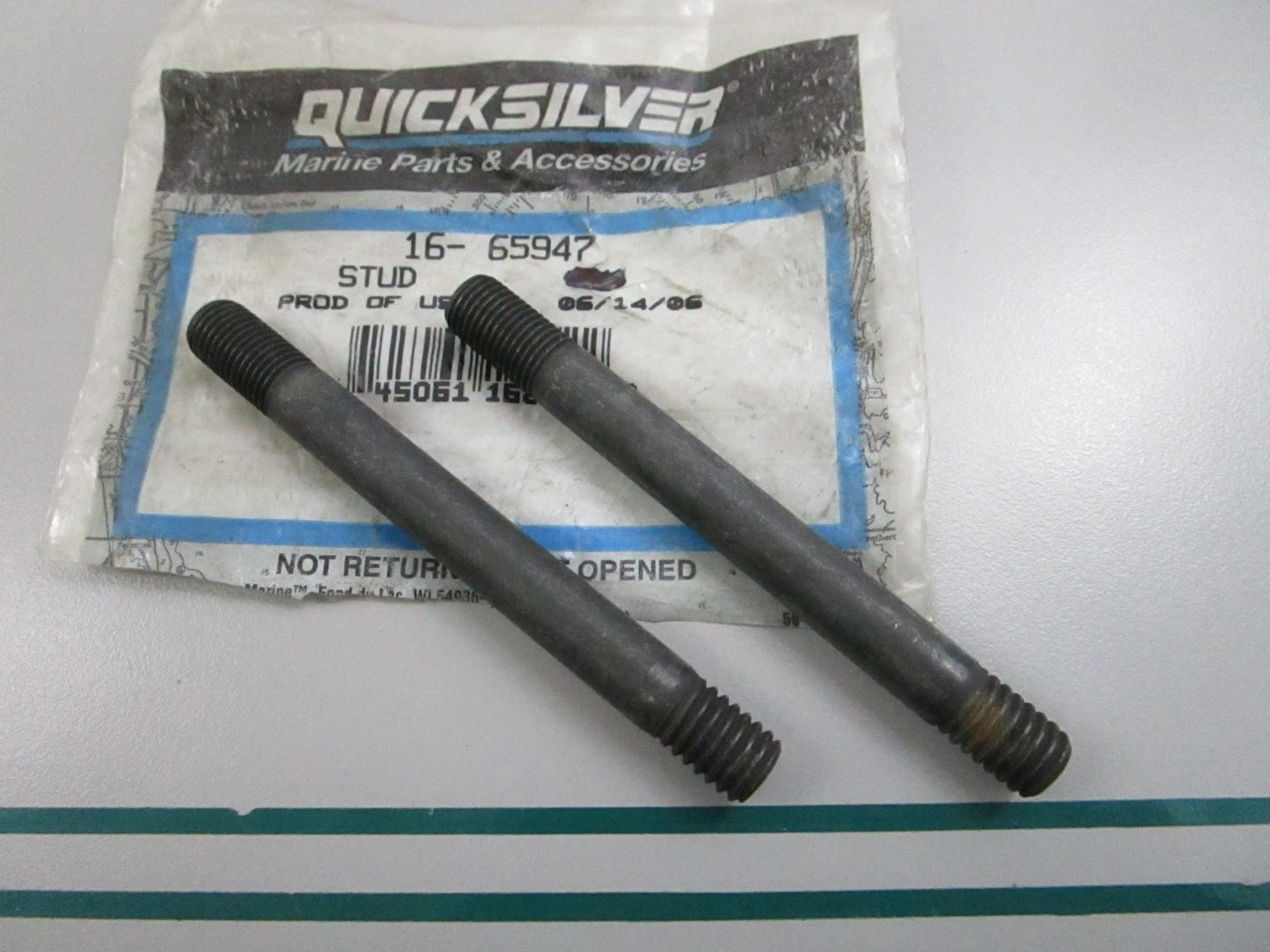 NEW OEM (LOT OF 2) 16-65947 Mercury Quicksilver Stud 0810