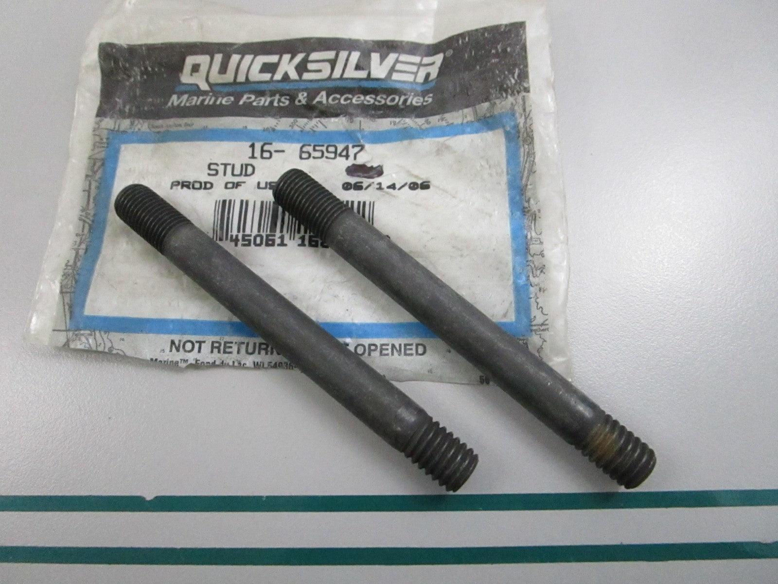 NEW OEM (LOT OF 2) 16-65947 Mercury Quicksilver Stud 0810