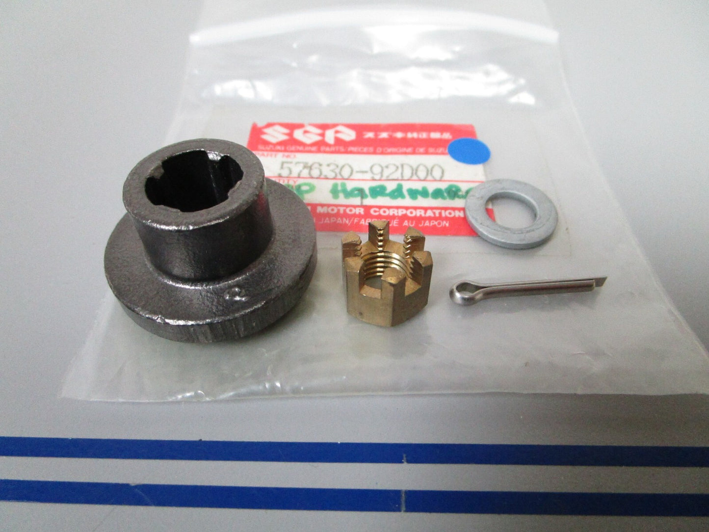 *NEW OEM* 0810 Suzuki Prop Hardware 57630-92D00